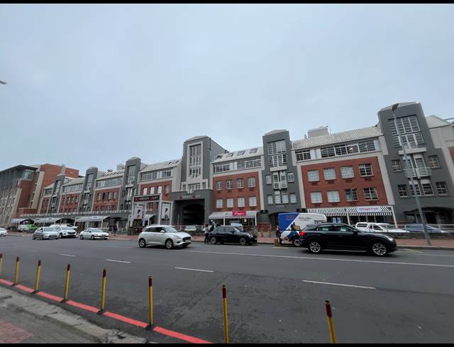 62M² OFFICE TO LET IN GREEN POINT